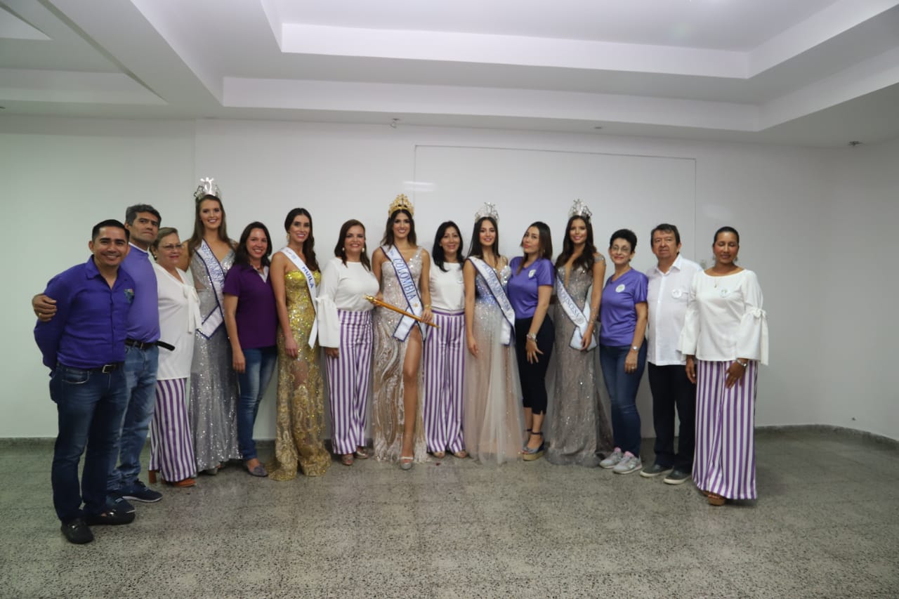 Miembros de la fundación social 'Por nuestra gente'